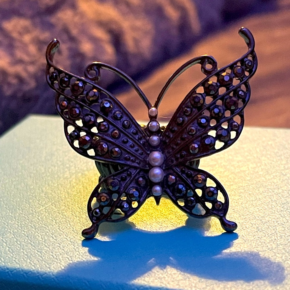 Lane Bryant: Pearl and Gem Butterfly Ring